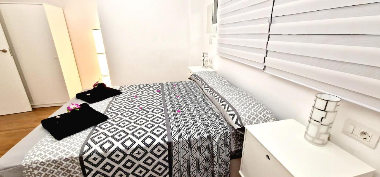 Fantastic 3 Bedroom Next Playa Las Americas & Wifi Free Playa Feñabe Kültér fotó