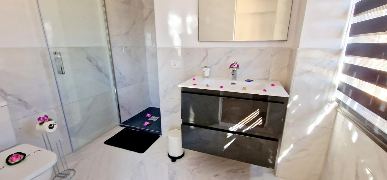Fantastic 3 Bedroom Next Playa Las Americas & Wifi Free Playa Feñabe Kültér fotó